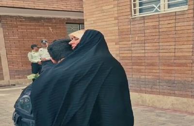 نوجوان گمشده با تلاش ماموران انتظامی کاشان به آغوش خانواده بازگشت نوجوان گمشده با تلاش ماموران انتظامی کاشان به آغوش خانواده بازگشت
